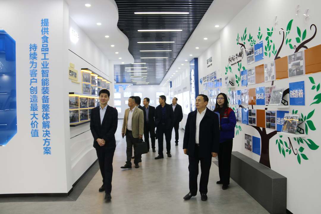 山東理工大學黨委常委、副校長陳靖一行蒞臨銳智開展走訪調研活動